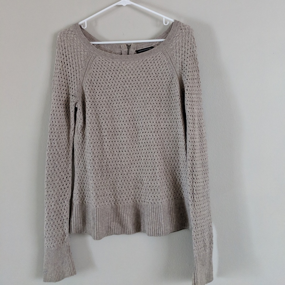 S tan American eagle knit sweater